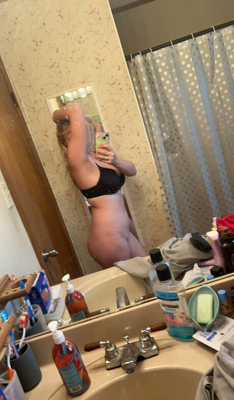 Zestywhitegirl Maria Moore xxx model pictures