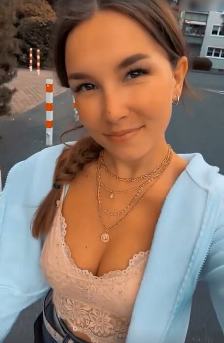 joysemmi free model picture