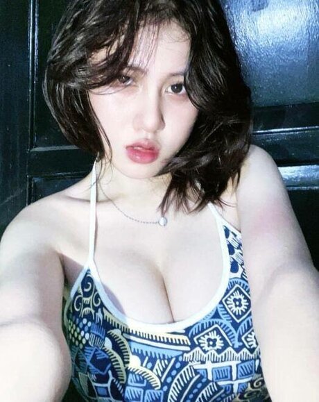 ejahazel hot pornstar pics