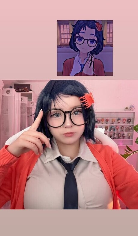 Mina min star hot photos