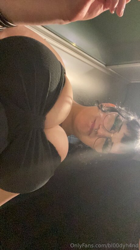 bl00dyh4nd star xxx pics