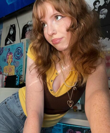 Spideryyem sexy pornstar images