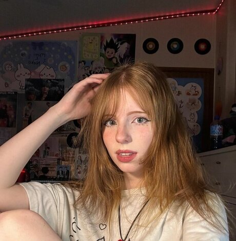 Spideryyem sexy pornstar images