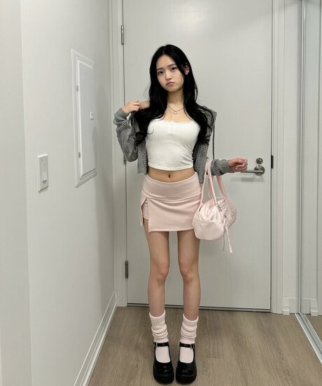 Saranghoe pornographic actress images