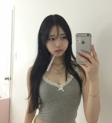 Saranghoe model exclusive galleries