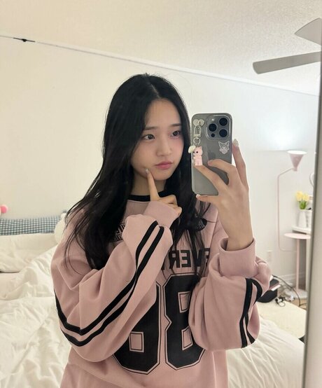 Saranghoe hot model pictures