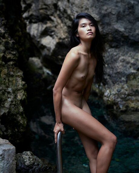 Janine Tugonon art model pictures