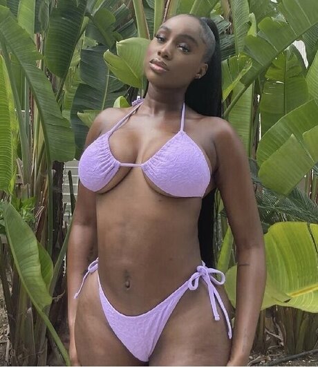 Sandra Lambeck model pornographic image