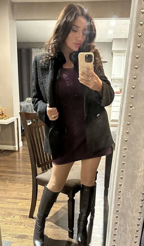 latinaseven7 model sexy photos