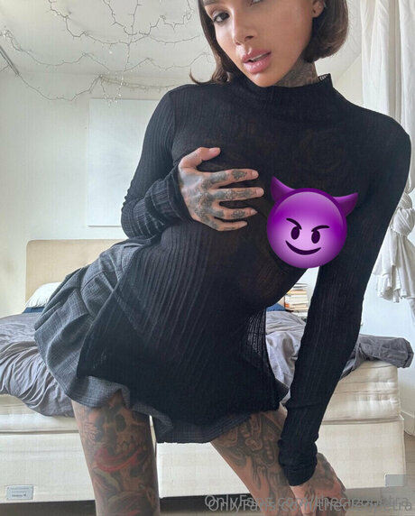 Cleo Petra nude actress gallery