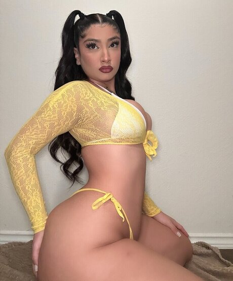 thaonenonlyyb pornstar exclusive image