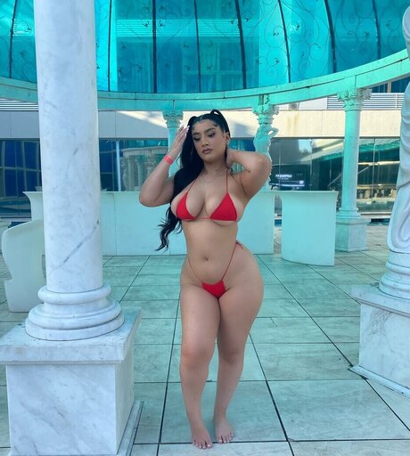 thaonenonlyyb star perfect photos