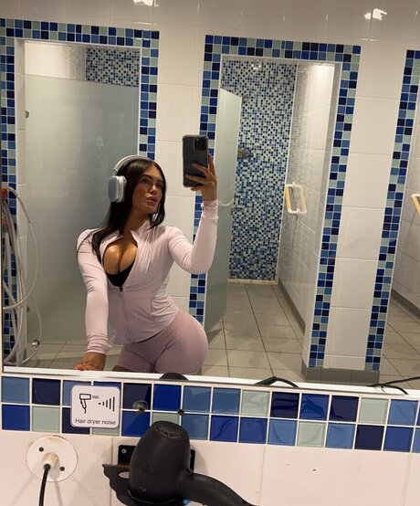 Ciara Wilmot beautiful star images