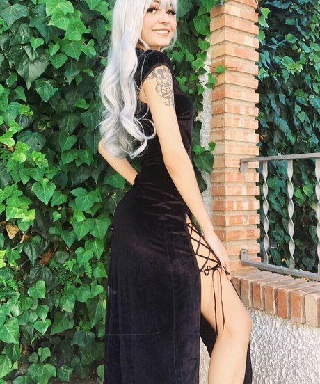 Offcbzs model pretty images