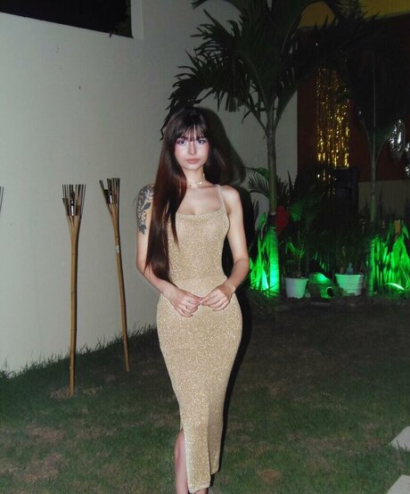 Offcbzs actress photo