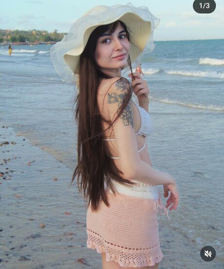 Offcbzs nude star picture