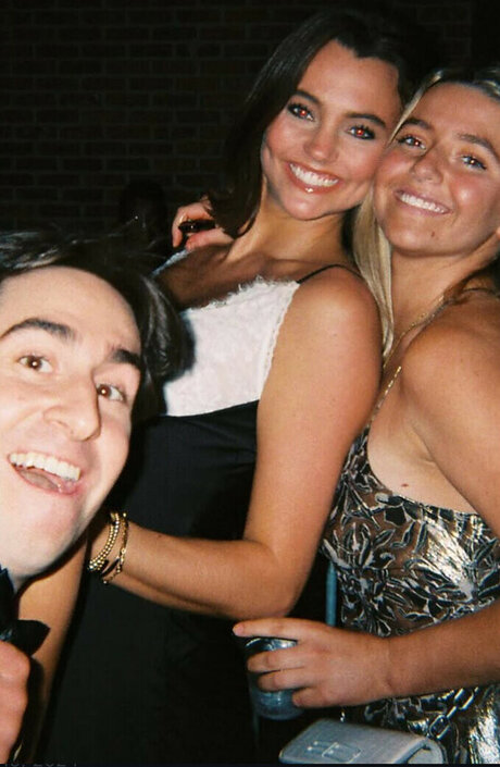 Anna Claire Howland annaclairehowland model pics