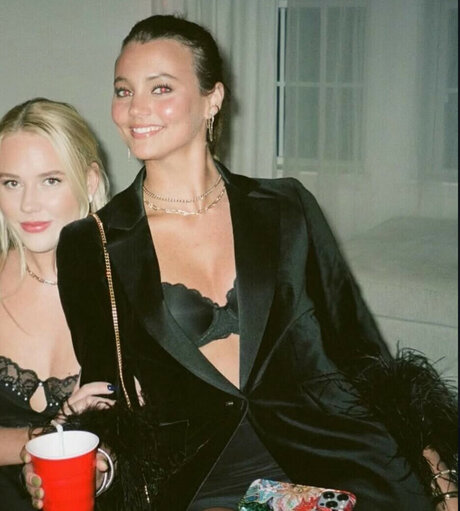 Anna Claire Howland annaclairehowland sexy star images