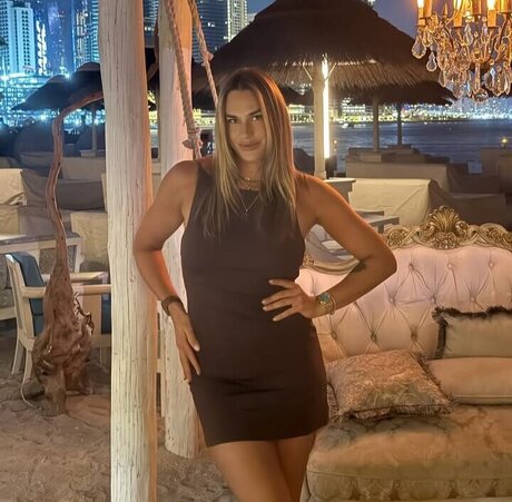 chubby slut onlyfans free porn images