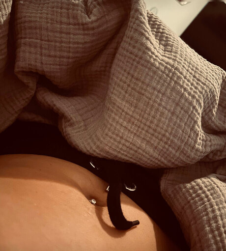 Mrs Kathx model naked images