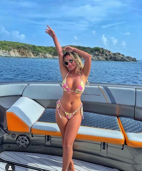 Tiffany Nguyen star sex images