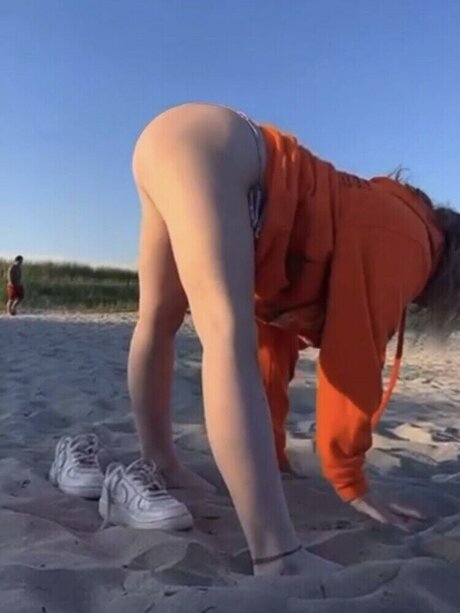 Emmy Moore pornstar adult image