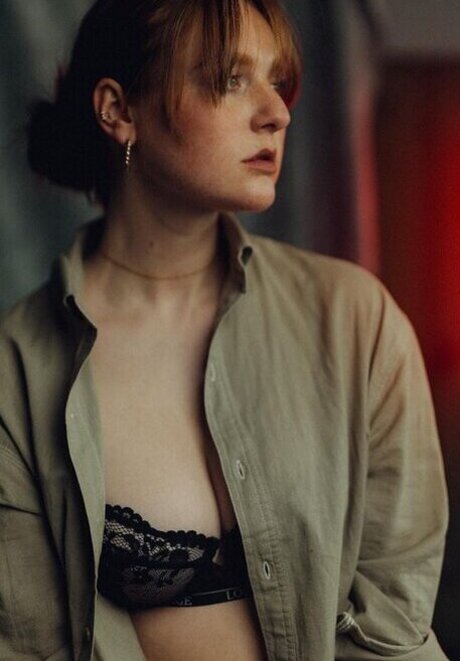 s sses rot beautiful model img