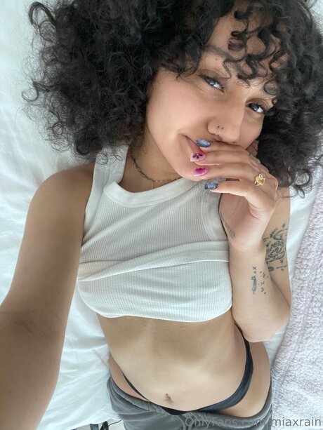 miaxrain nude pornstar photo