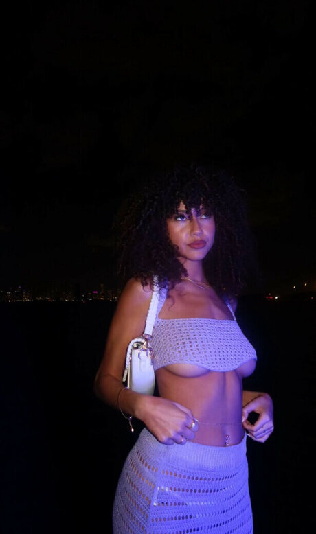 Megan Botnick top model images