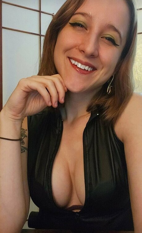 lookingformybluesky pornstar adult photo