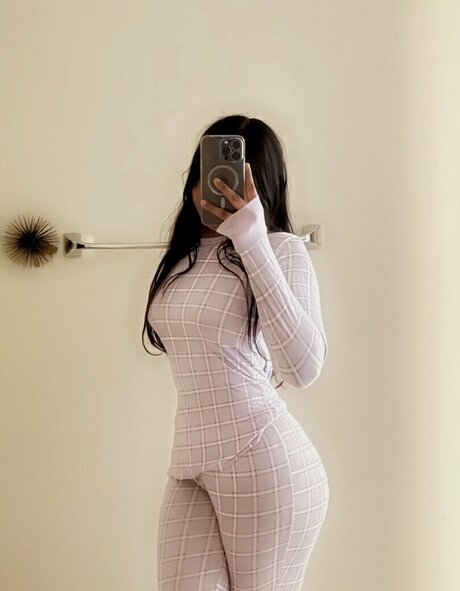 tftuelips star beautiful pic