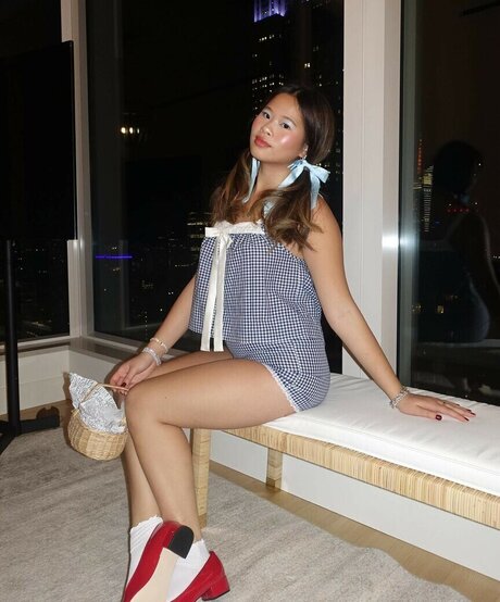 Katie Fang hot model img