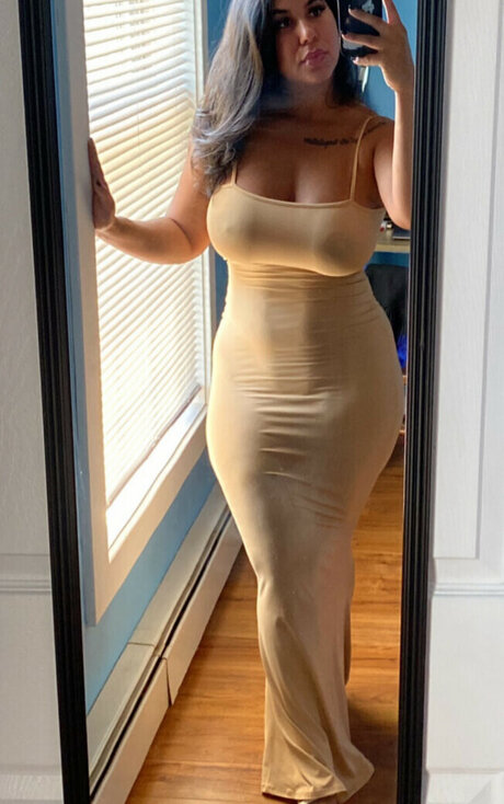 MsBeatDaEgg model porn galleries