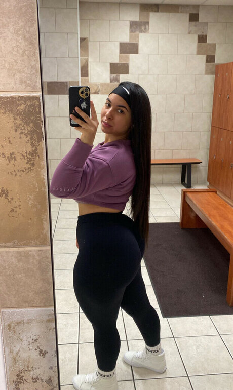 MsBeatDaEgg porn actress photo