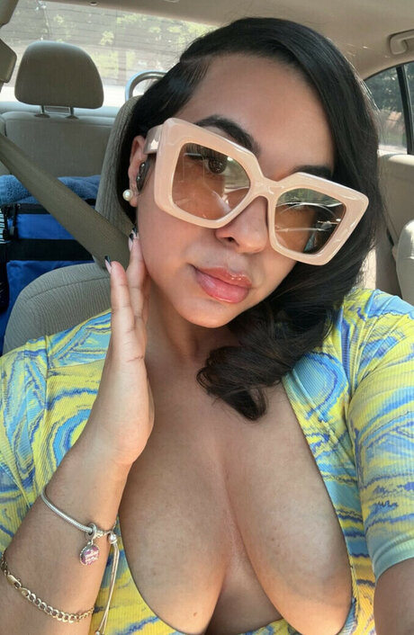 MsBeatDaEgg erotic star pic