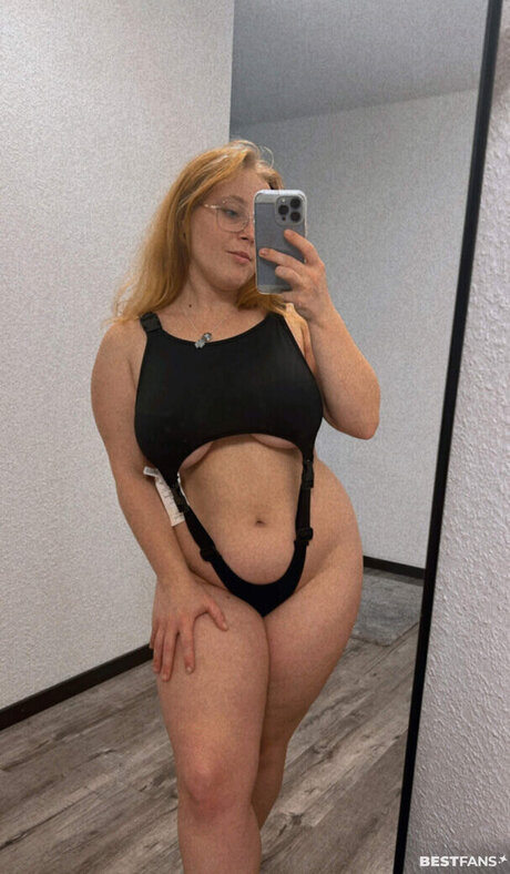 Sarahfahr9 pretty pornstar galleries