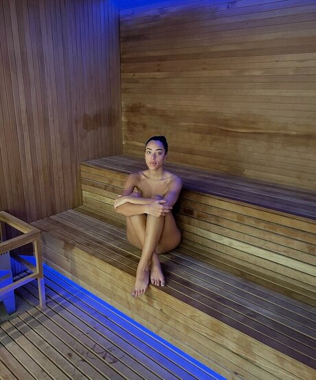 Yara Charry pornstar sexy img