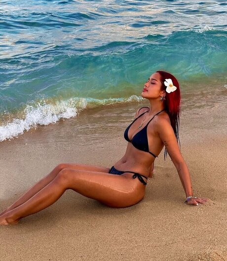 Bao Chii sexy star pic