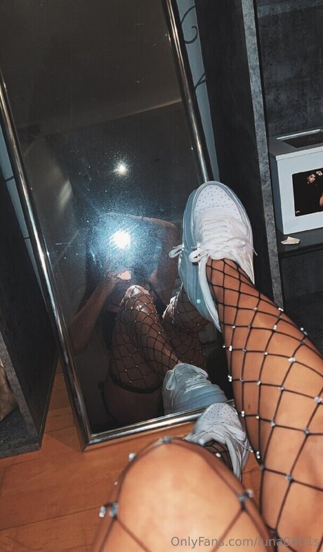 Luna0401 model hd photos