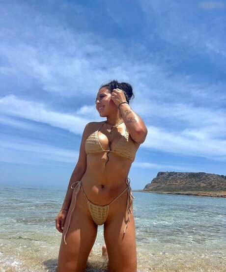 Vendewaa erotic actress pics