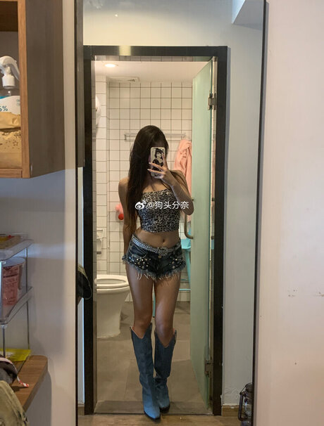 Fennai_ hot star galleries