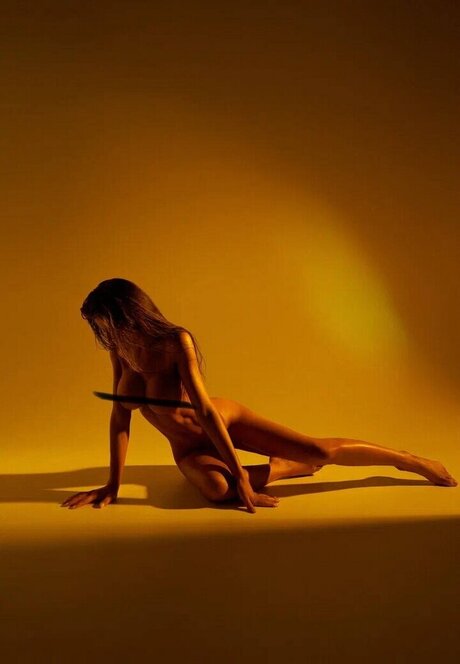 Alisa Halisa pornstar sex images