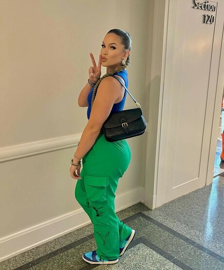 bfitntrain sexy star photo