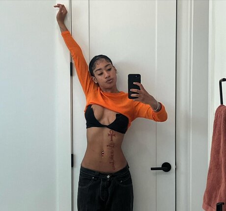 jellyfishlegend adult actress pics