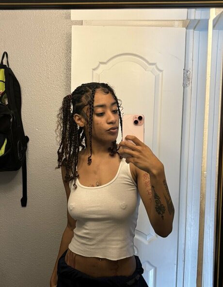 jellyfishlegend beautiful model img