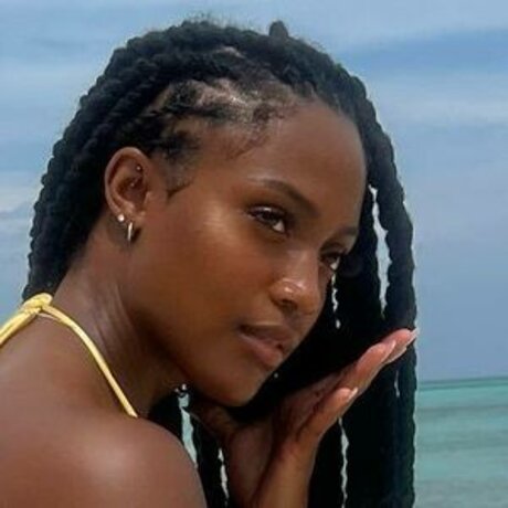 Bhrianna Chanell perfect model pic