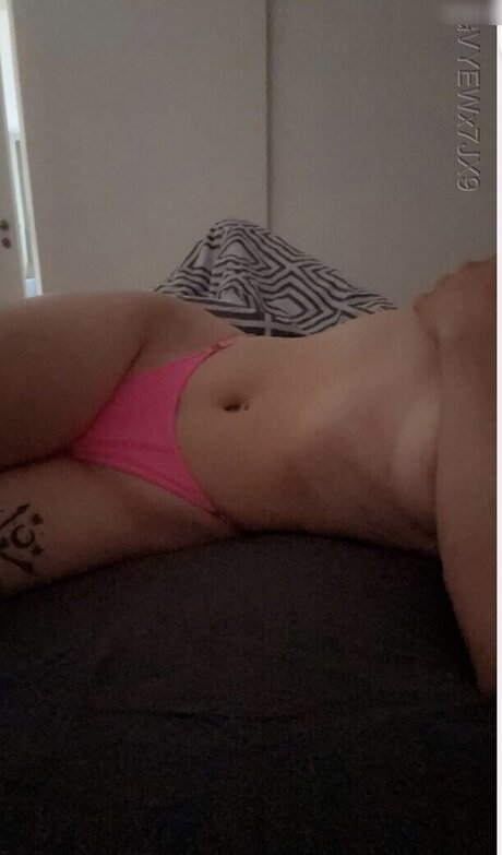 Olivia Michelle model perfect photo