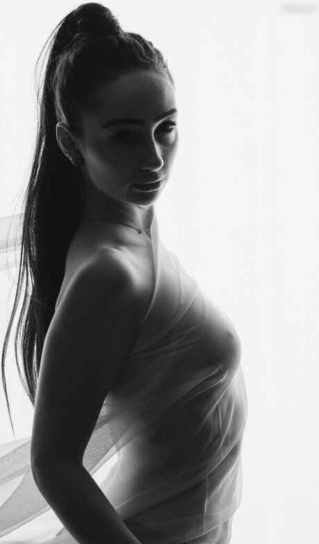 Olivia Michelle pornstar hot photo