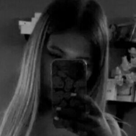 Emily McClean star nudes pictures