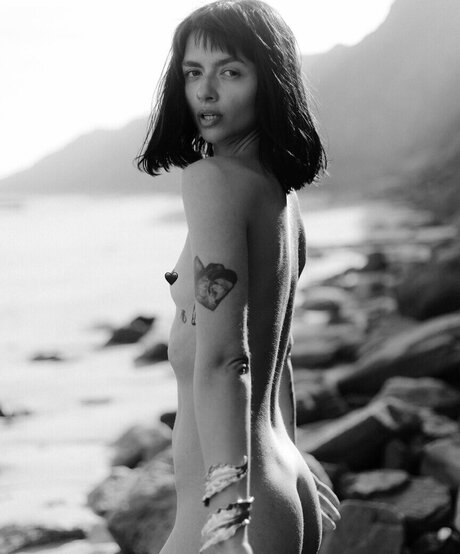 Daria Ponypalyak model naked images